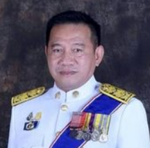 นายอินทพร จั่นเอี่ยม